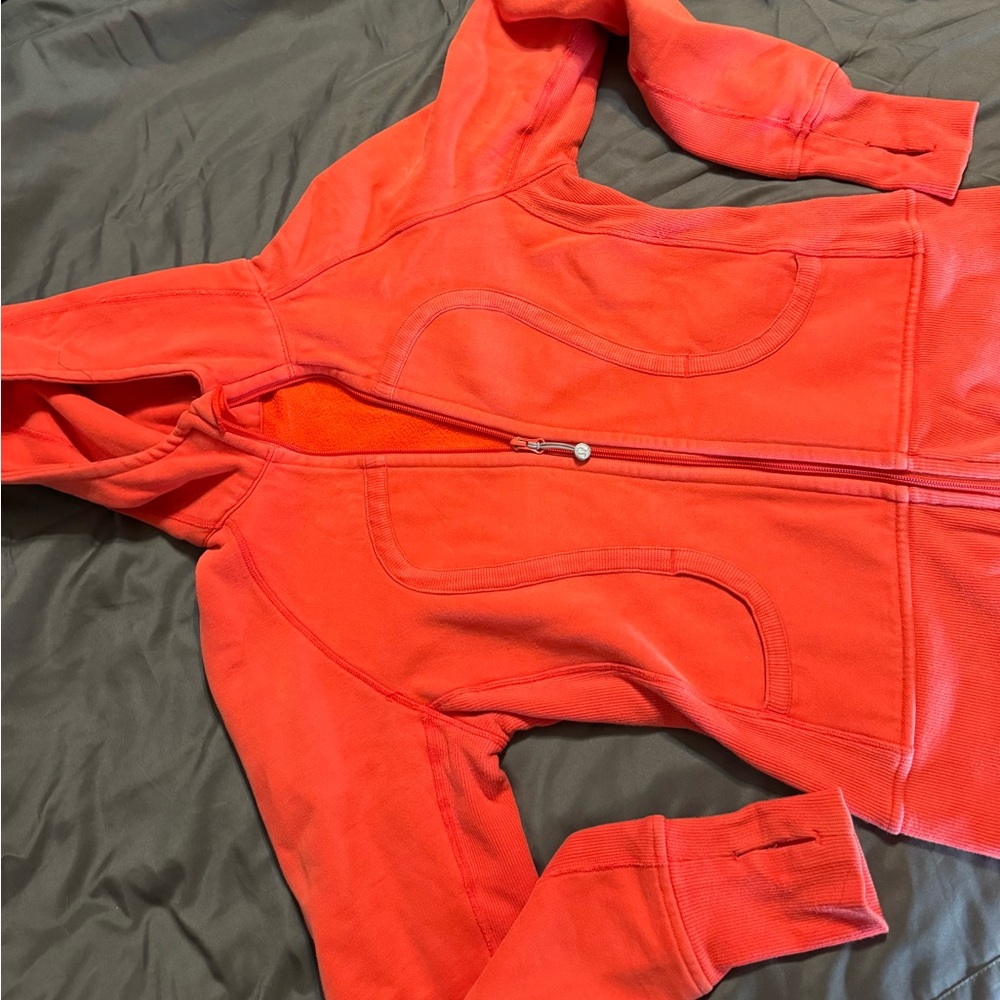 Lululemon scuba sweater